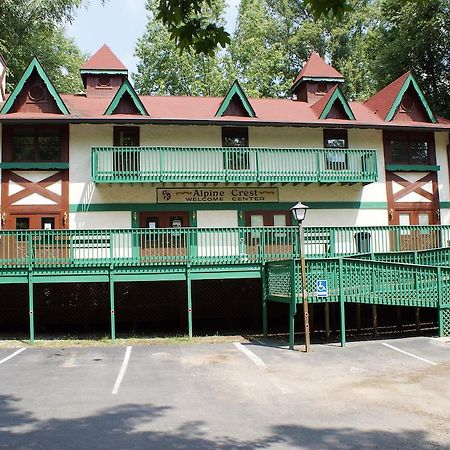 Alpine Crest Resort Гелен Екстер'єр фото