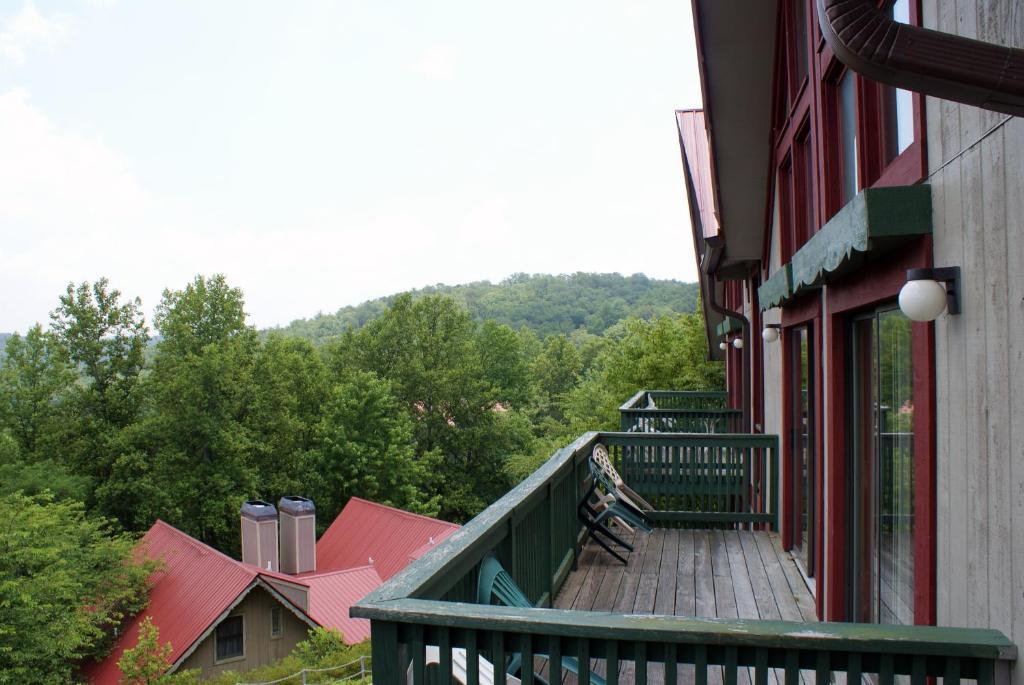 Alpine Crest Resort Гелен Номер фото