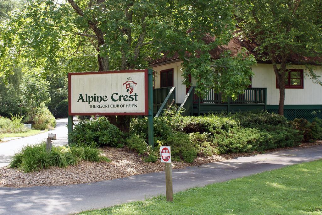 Alpine Crest Resort Гелен Екстер'єр фото